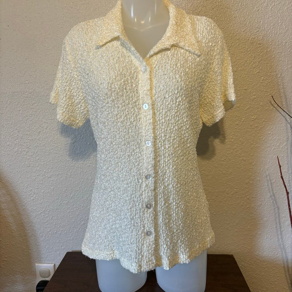 VTG button up top